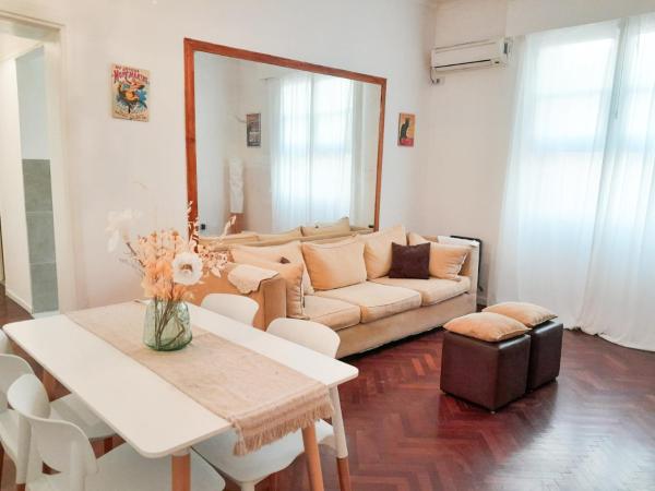 Elegante Departamento Reformado En Recoleta - Buenos Aires