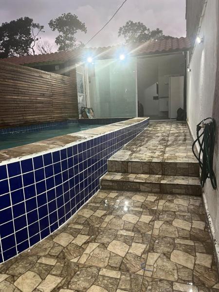 A la foto es mostra l'objecte Piscina aquecida situat a la ciutat de Mongaguá.