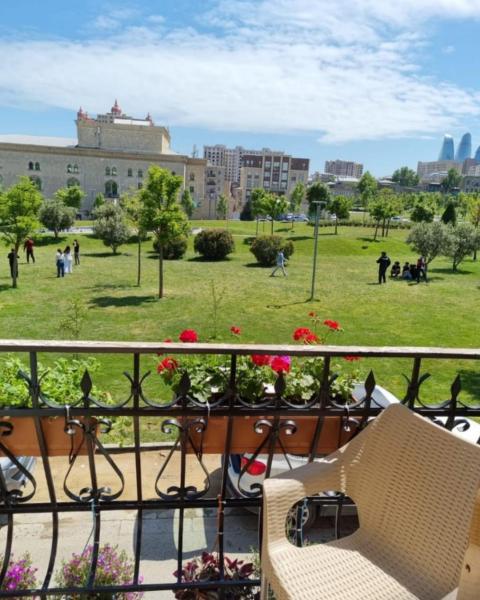 Villa de 3 dormitorios — 150 m² - Дом