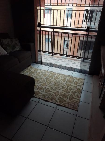 The photo shows the Residencial Cesário Alvim located in the city of Belém.