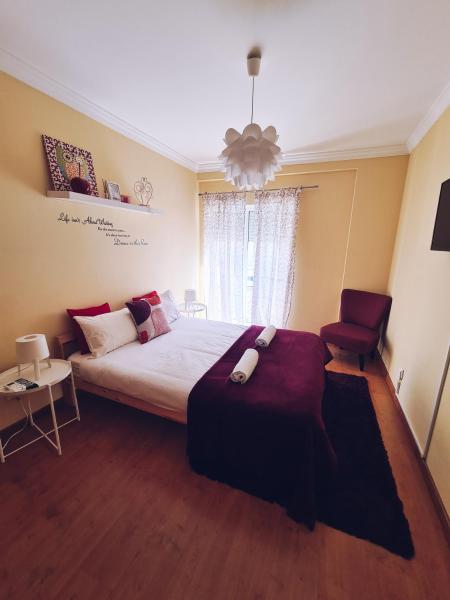 På billedet ses objektet DOWNTOWN-GuestHouse beliggende i byen Olhão.