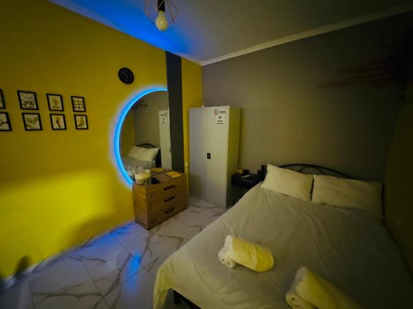 A la foto es mostra l'objecte Yellow home Κίτρινο Σπίτι - myHomee situat a la ciutat de Xanthi.