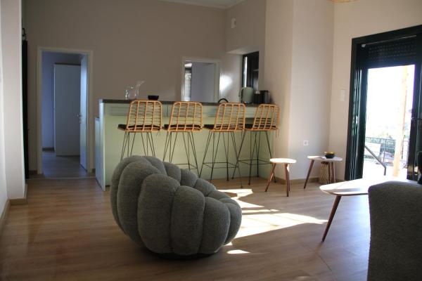 На фото показан объект Katakolo 2 Bedroom Apartment by MPS, расположенный в городе Катаколон.