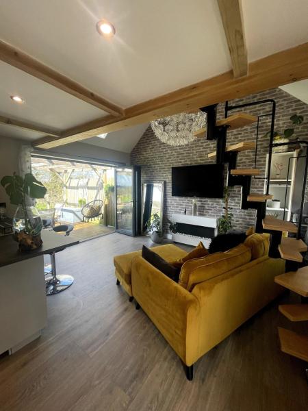 A la foto es mostra l'objecte Sunset Cottage situat a la ciutat de Claverdon.
