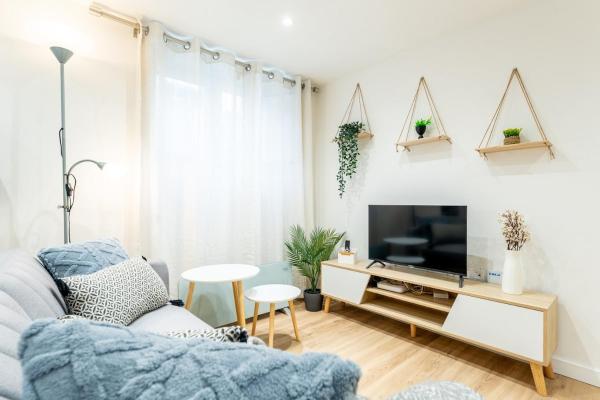 På billedet ses objektet Los pinares apartment beliggende i byen Santander.