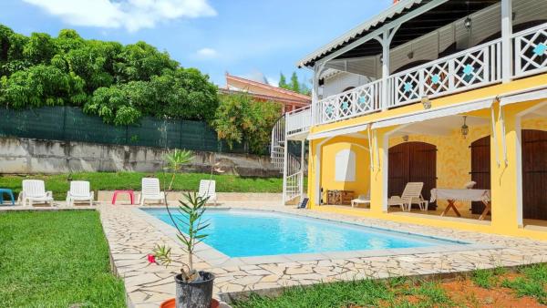 Appartement spacieux aux Trois-Îlets avec piscine partagée, Les Trois-Îlets