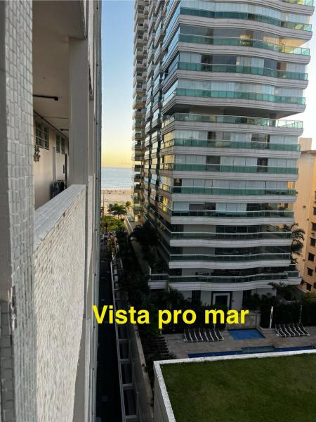 A la foto es mostra l'objecte Praia do Gonzaga Santos SP Apto 2 quartos situat a la ciutat de Santos.