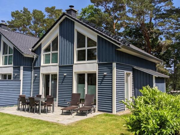 Auf dem Foto ist das Objekt Strandhus Baabe Haus 3 in der Stadt Baabe zu sehen.