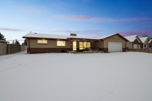 Foto 6: Comfortable & Spacious 3BR Home in Cheyenne home