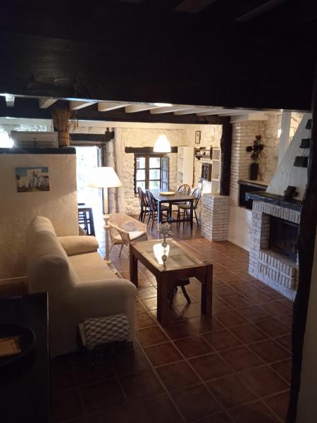 A la foto es mostra l'objecte Casa Altamira Cantabria situat a la ciutat de La Busta.
