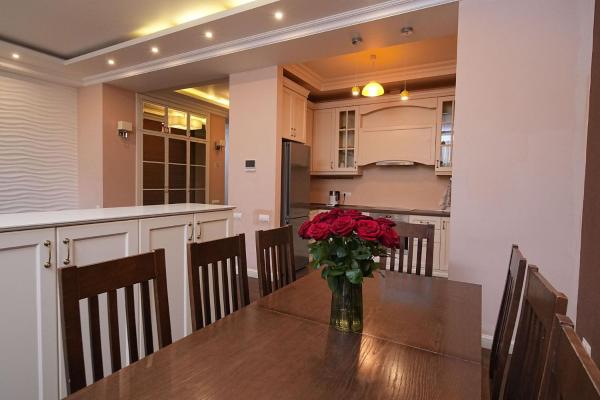 Mount Ararat view 2-bedroom Luxury Apartment by Sweet Home, Erywań