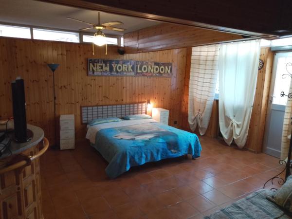 Na zdjęciu widoczny jest obiekt taverna francesco położony w mieście Orbassano.