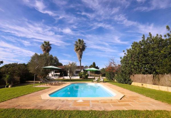 Na fotografii je vidět objekt Ideal Property Mallorca - Punta Ses Planes nacházející se ve městě Son Servera.