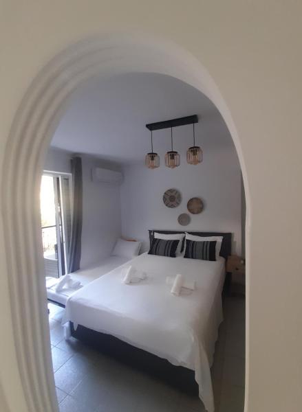 Foto 5: Chic & Calm apartment 3 minutes walk to Rafina Beach