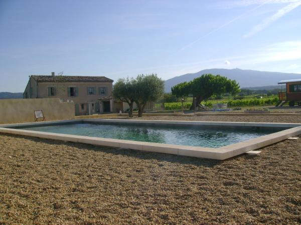 Nella foto è visibile l'oggetto La Grange de Campaulise - Camping à la ferme - Hébergements - Mont Ventoux situato nella città di Mazan.