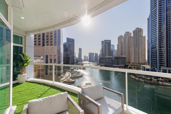 Waterfront flat Stunning view Sleeps 6, Dubaj