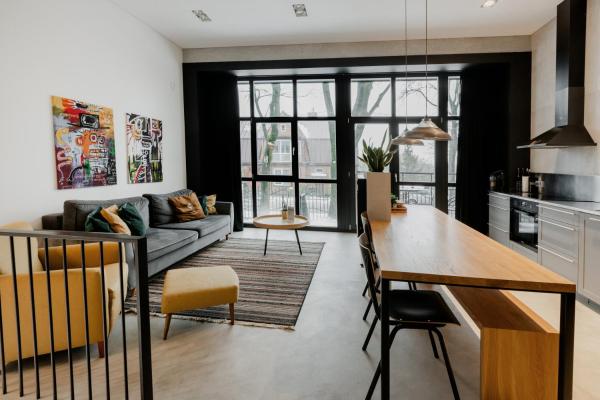Modern and spacious loft type apartment 8 with free private parking by "Owl Jazz Apartments", Kaunas