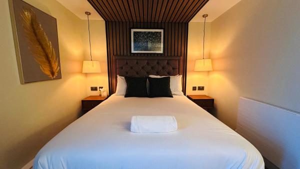 A la foto es mostra l'objecte The Suffolk Hotel situat a la ciutat de Kedington.