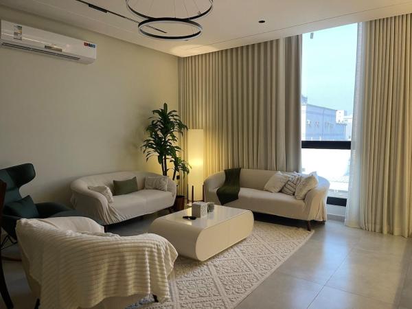 A la foto es mostra l'objecte New Luxury Apartment - Jeddah Al Salamah situat a la ciutat de Jiddah.