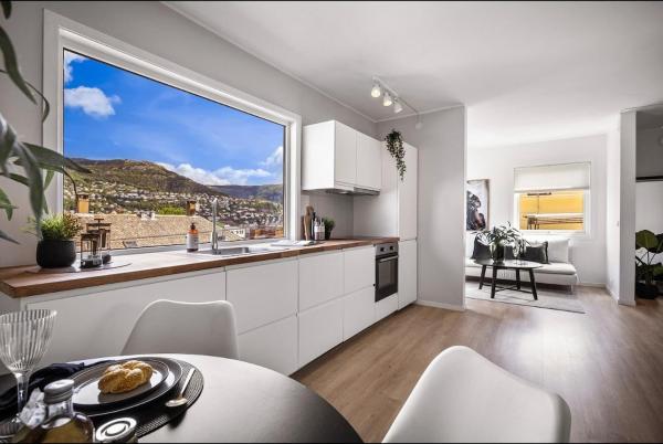 A la foto es mostra l'objecte Central 2 story modern apartment situat a la ciutat de Bergen.