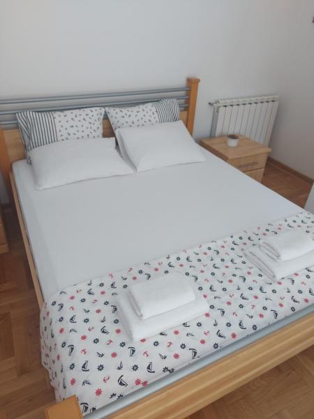 A la foto es mostra l'objecte Apartman Matea situat a la ciutat de Glavati.