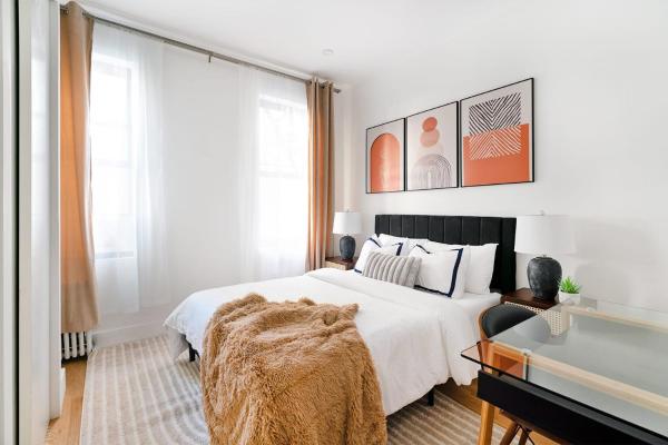 1290-3 New Renovated 2 Bedrooms in UES, New York