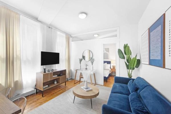 139-2E West Village 1BR best value, New York