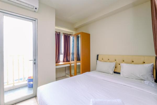 写真にはAreman市にあるComfortable and Tidy Studio at Titanium Square Apartment By Travelioが写っています。