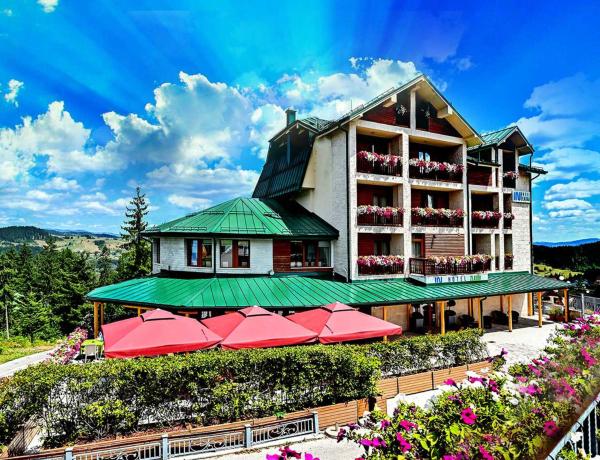 A la foto es mostra l'objecte IN Hotel Zlatar ex Zlatarski Biseri situat a la ciutat de Nova Varoš.