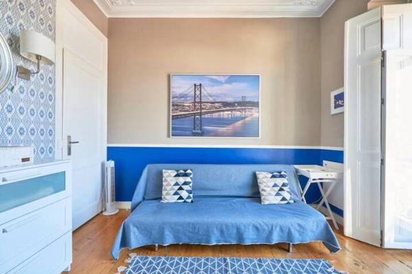Kuva 5: Central & Calm With Great View