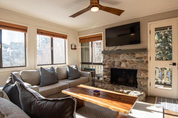 Cottonwood Condo 1415 - Sun Valley, ID