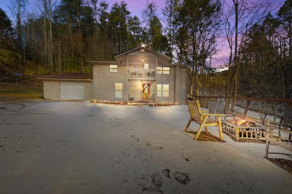 Hidden Ranch - Pigeon Forge, TN