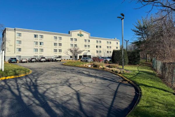 På bilden syns objektet Quality Inn Spring Valley - Nanuet som ligger i staden Nanuet.
