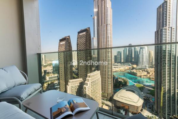 A la foto es mostra l'objecte Unit Overlooking Burj Khalifa and Fountain View situat a la ciutat de Dubai.