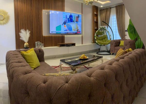 One bedroom Duplex, fully furnished, Lekki