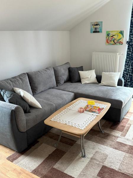A la foto es mostra l'objecte Schönes Apartment in Oldenburg-Osternburg situat a la ciutat de Oldenburg.
