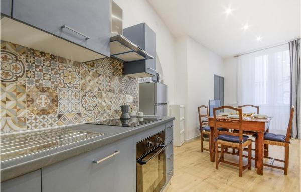 A la foto es mostra l'objecte Nice Apartment In Genova With Wi-Fi situat a la ciutat de Gènova.