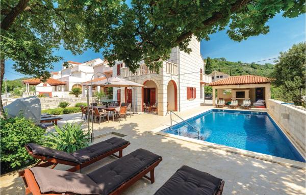 Nella foto è visibile l'oggetto Holiday Home Pinji Vi situato nella città di Zaton.