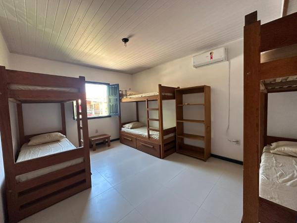 Na fotografii je vidět objekt Casa do Mangue Hostel nacházející se ve městě Campinho.