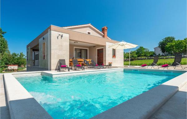 A la foto es mostra l'objecte Beautiful Home In Orihi situat a la ciutat de Orihi.