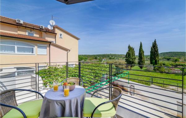A la foto es mostra l'objecte 1 Bedroom Awesome Apartment In Rovinj situat a la ciutat de Rovinj.