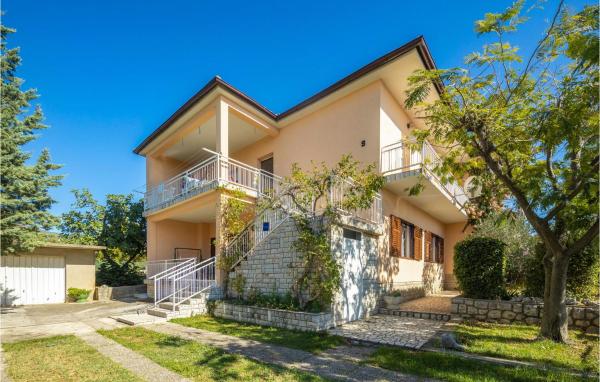 Pet Friendly Apartment, Novi Vinodolski