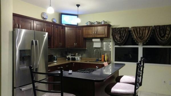 På bilden syns objektet Zeus Estate Guest House 2 som ligger i staden Green Bay.