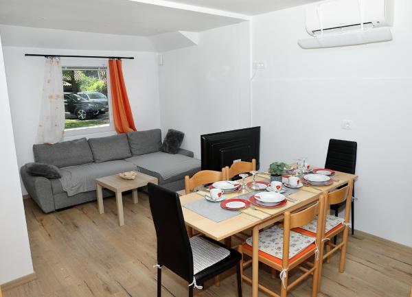 Na zdjęciu widoczny jest obiekt Holiday Home - Palček położony w mieście Mostec.