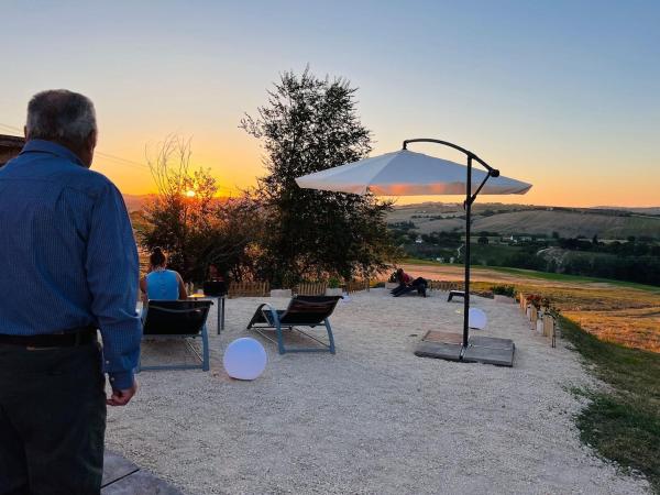 Na fotografii je vidět objekt Casale Nonno Dario, Balcone delle Marche Cingoli nacházející se ve městě Troviggiano.