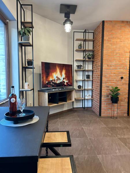 Na zdjęciu widoczny jest obiekt Loft House położony w mieście Nowy Targ.