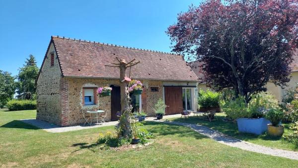 Na fotografii je vidět objekt Chez Mamisa, Calme & Nature nacházející se ve městě Pullay.