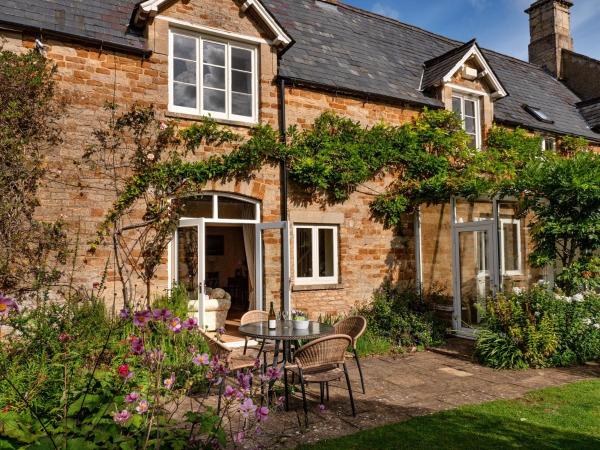 Finest Retreats - Lodge Cottage - Warwickshire