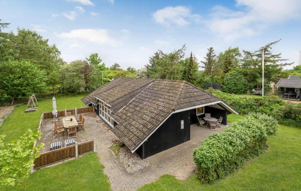 A la foto es mostra l'objecte Holiday Home Tjørnevænget Humble Ix situat a la ciutat de Humble.