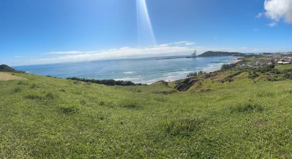 Na fotografii je vidět objekt Vista Mar, próximo às principais praias nacházející se ve městě Imbituba.